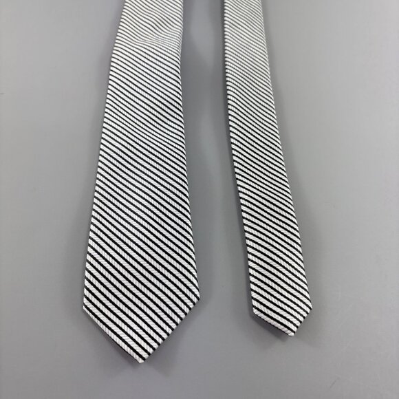 J. Ferrar Gray / Black Striped Skinny / Extra Long Men's Tie 2 1/2' x 62" - Picture 1 of 4
